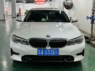 宝马3系 320i 2.0T 自动 运动套装 