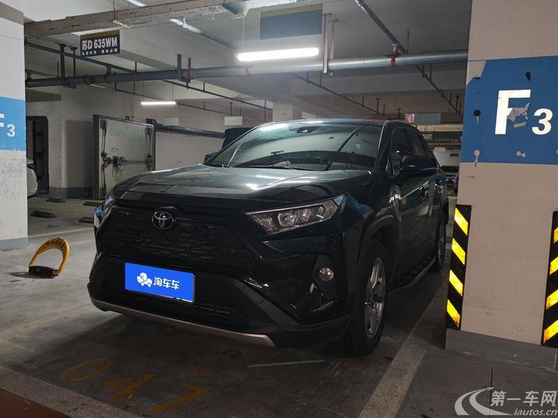 丰田RAV4 2022款 2.0L 自动 前驱 风尚PLUS版 (国Ⅵ) 