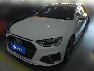 奥迪A4L 40TFSI 2.0T 自动 时尚动感型 