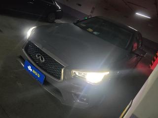 英菲尼迪Q50L 2.0T 自动 逸享版 