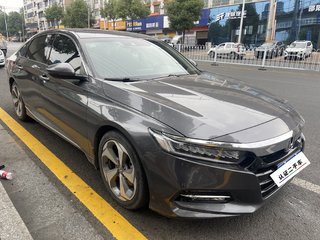 本田雅阁 2.0L 自动 锐智版 