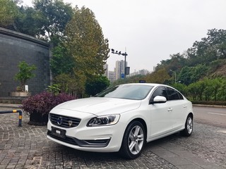 沃尔沃S60L T5 2.0T 自动 智驭版 