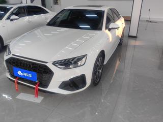 奥迪A4L 40TFSI 2.0T 自动 时尚动感型 