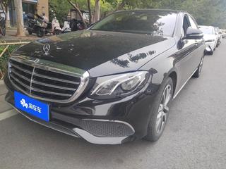 奔驰E级 E300L 2.0T 自动 豪华型 