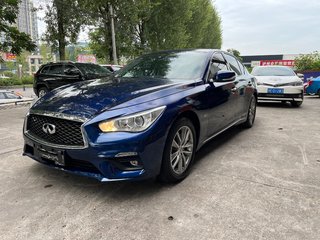 英菲尼迪Q50L 2.0T 自动 舒适版 