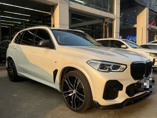 宝马X5 xDrive30Li 2.0T 自动 尊享型M运动套装 