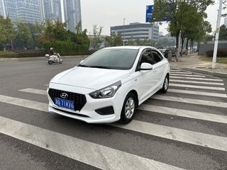 现代瑞纳 1.4L 自动 跃享版 