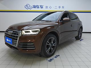 奥迪Q5L 45TFSI 2.0T 自动 尊享时尚型 