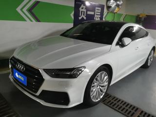 奥迪A7掀背 45TFSI 2.0T 自动 臻选型 