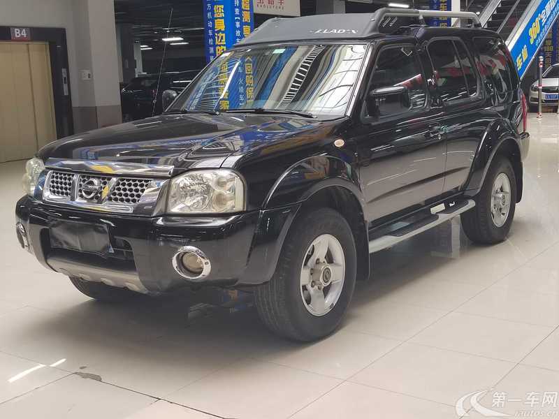 日产帕拉丁 XE 2013款 2.4L 手动 后驱 行政型 (国Ⅳ) 