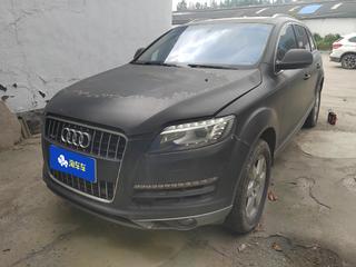 奥迪Q7 35 3.0T 自动 进取型 