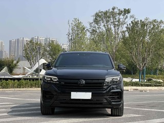 途锐 3.0T 曜黑运动套装锐享版 