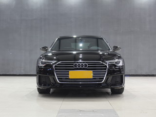 奥迪A6L 45TFSI 2.0T 自动 臻选动感型 