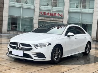 奔驰A级 1.3T 