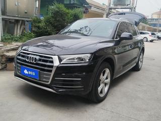 奥迪Q5L 40TFSI 2.0T 自动 荣享进取型 