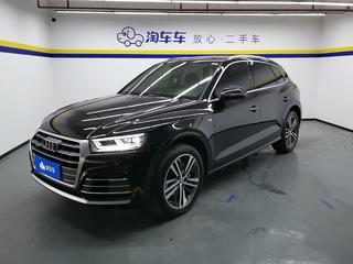 奥迪Q5L 40TFSI 2.0T 自动 改款荣享时尚型 