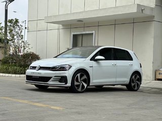 大众高尔夫GTI 2.0T 自动 