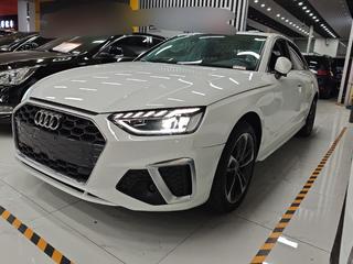 奥迪A4L 40TFSI 2.0T 自动 时尚动感型 