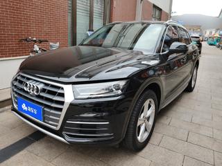 奥迪Q5L 40TFSI 2.0T 自动 荣享进取型 