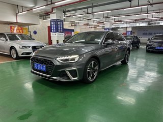 奥迪A4L 40TFSI 2.0T 自动 豪华动感型 