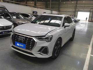 奥迪Q3 35TFSI 1.4T 自动 时尚动感型 