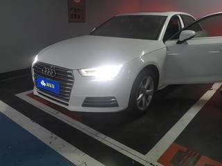 奥迪A4L 40TFSI 2.0T 自动 plus时尚型 