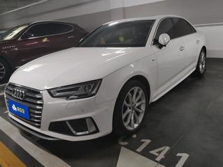 奥迪A4L 40TFSI 2.0T 自动 时尚型 