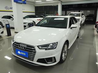 奥迪A4L 40TFSI 2.0T 自动 时尚型 