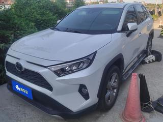 丰田RAV4 荣放 2.0L 自动 风尚PLUS版 