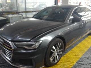 奥迪A6L 45TFSI 2.0T 自动 臻选动感型 