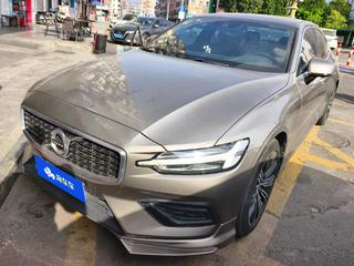 沃尔沃S60 T4 2.0T 自动 智远豪华版 