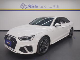 奥迪A4L 40TFSI 2.0T 自动 时尚动感型 