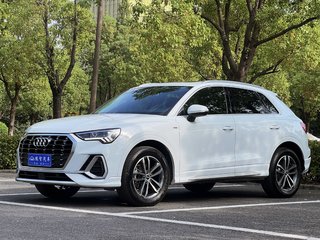 奥迪Q3 35TFSI 1.4T 自动 进取动感型 