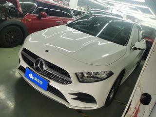 奔驰A级 1.3T 