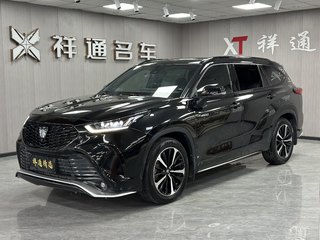 丰田皇冠陆放 2.5L 自动 尊贵版 