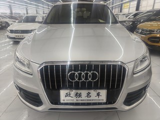 奥迪Q5 40TFSI 2.0T 自动 进取型 