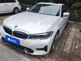 宝马3系 320i 2.0T 自动 运动套装 