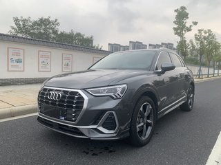 奥迪Q3 35TFSI 1.4T 自动 时尚动感型 