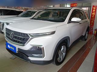 宝骏530 1.5T 自动 豪华型 