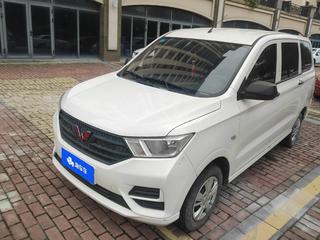 五菱宏光 S 1.5L 手动 基本型 