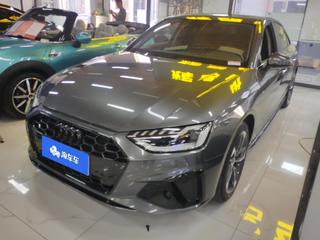 奥迪A4L 40TFSI 2.0T 自动 时尚动感型 