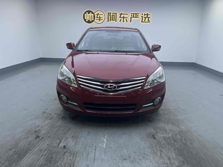 现代悦动 1.6L 自动 豪华型 