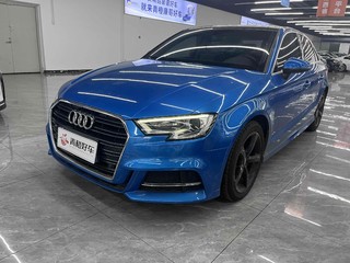 奥迪A3 35TFSI 1.4T 自动 风尚型Limousine30周年 