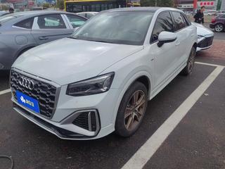 奥迪Q2L 35TFSI 1.4T 自动 时尚动感型 