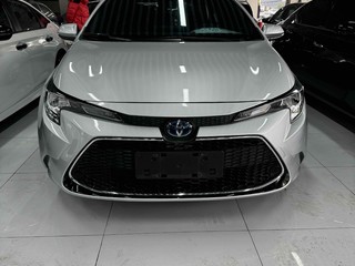 丰田雷凌 双擎 1.8L 自动 豪华版 