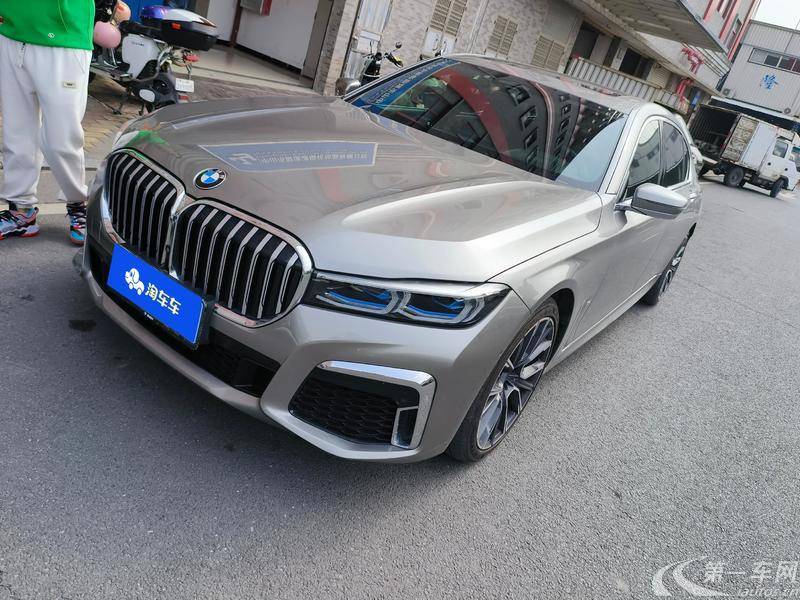 宝马7系 740Li [进口] 2019款 3.0T 自动 汽油 改款行政型M运动套装 