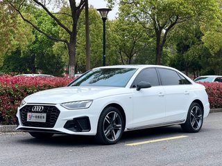 奥迪A4L 40TFSI 2.0T 自动 豪华动感型 