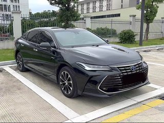 丰田亚洲龙 双擎 2.5L 自动 豪华版 