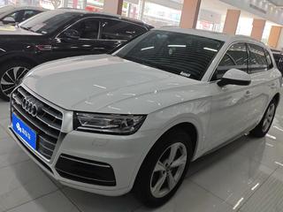 奥迪Q5L 40TFSI 2.0T 自动 荣享进取型 