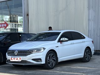 大众速腾 1.2T 自动 200TSI舒适智联版 